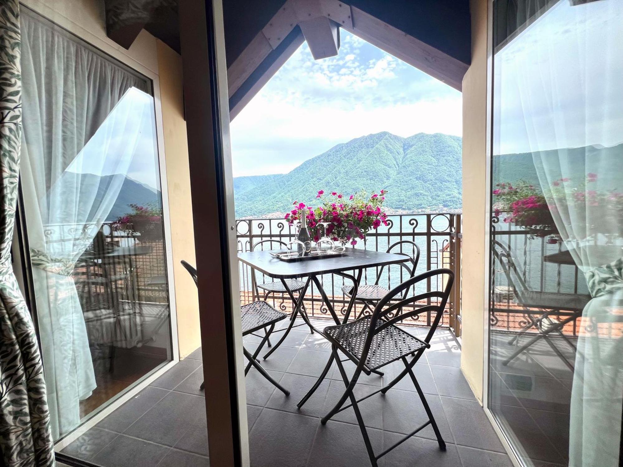La Loggia Del Lago Colonno Bagian luar foto